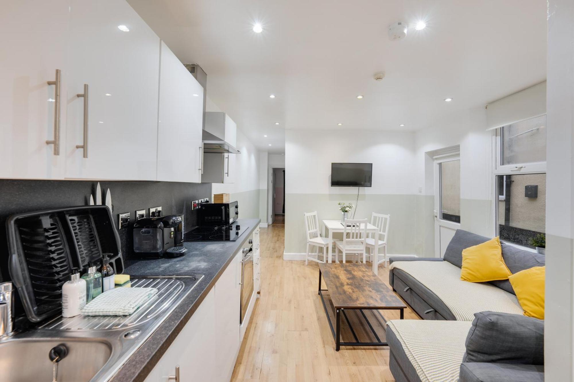 2 Bedroom Apartment For Up To 6 Nr Centre Cardiff Exteriér fotografie